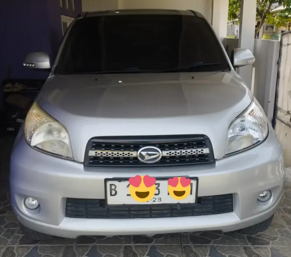 Terios 2013 Manual 1500cc Surat Lengkap  Ban Baru Surat Lengkap