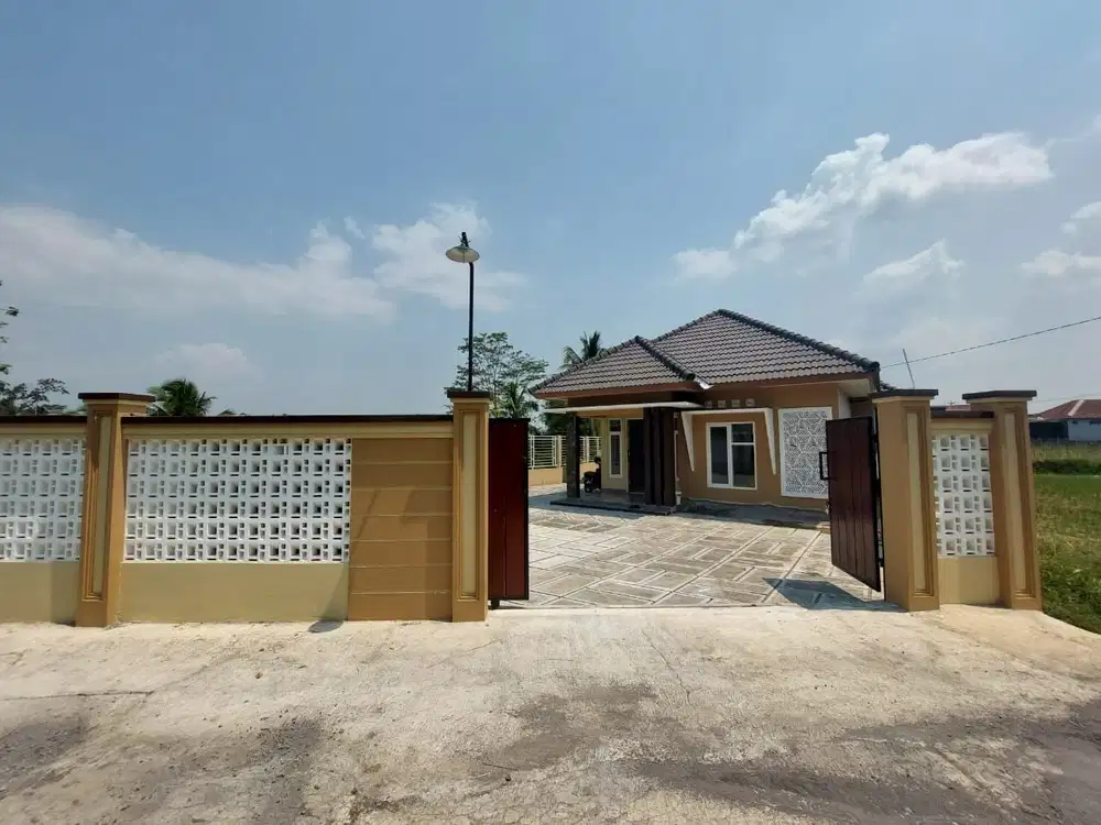 RUMAH SIAP HUNI DEKAT SMPN2 MAGELANG KOTA