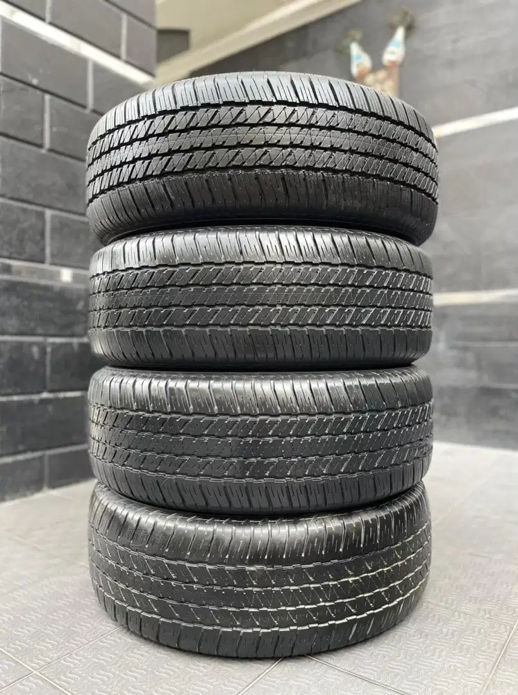 265 60 18 Bridgestone Dueler H/T Ban Fortuner VRZ Pajero Sport Terra