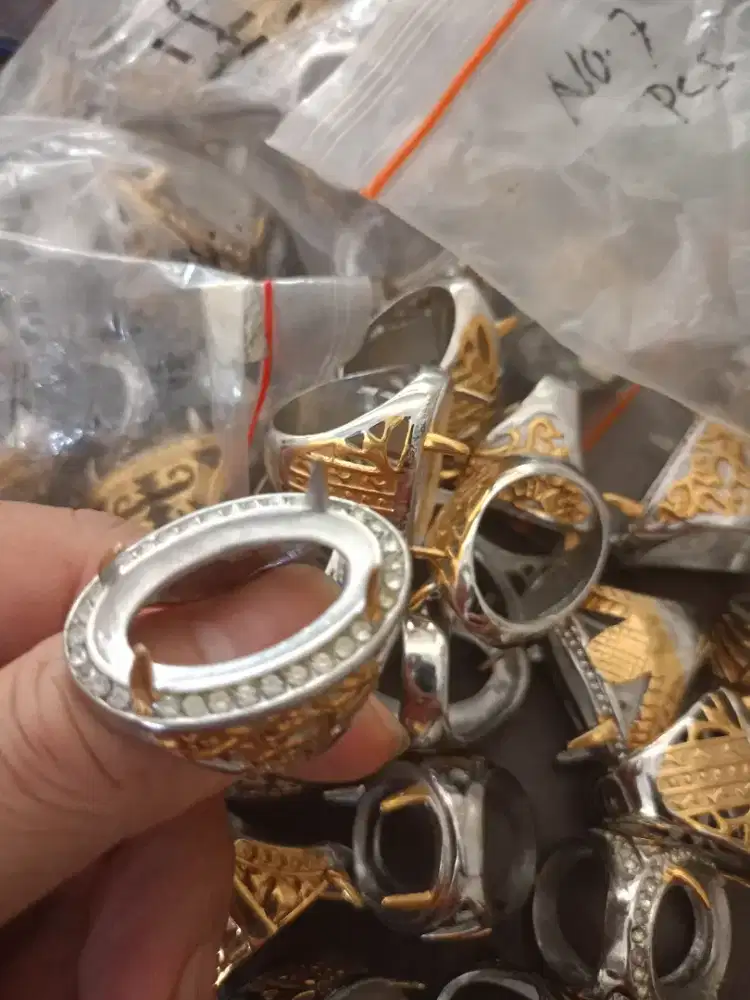 Dijual cincin perak buat batu akik atau permata murah