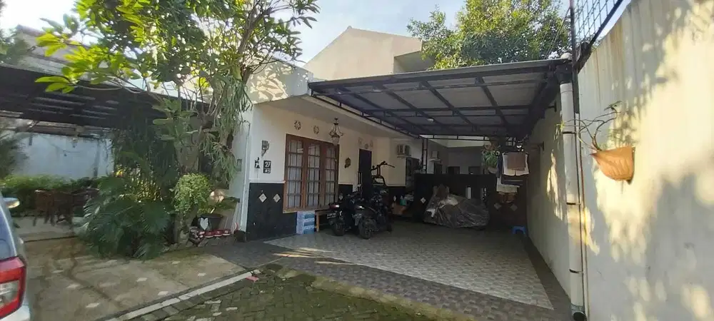 Rumah 2 Lantai Plus 5 Kamar Kost Ciputat Tangerang Selatan