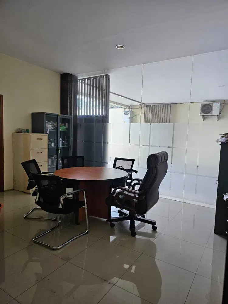 Gedung Kantor 3,5 Lantai Lokasi Strategis Bintaro Tangerang Selatan