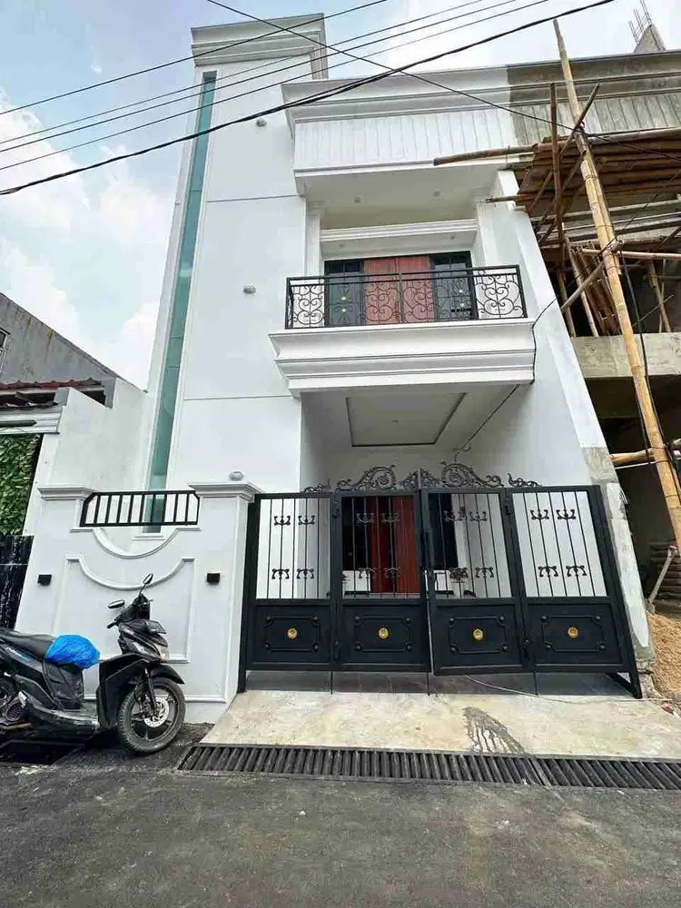 Rumah New 2 Lantai + Rooftop – Kualitas Terbaik di Lokasi Strategis Condet, Jakarta Timur