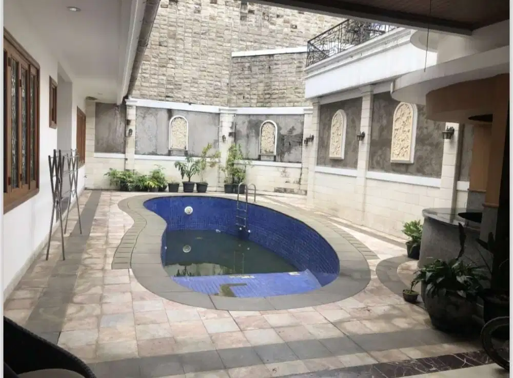 Dijual Rumah Mewah Modern Di Kompleks Batununggal