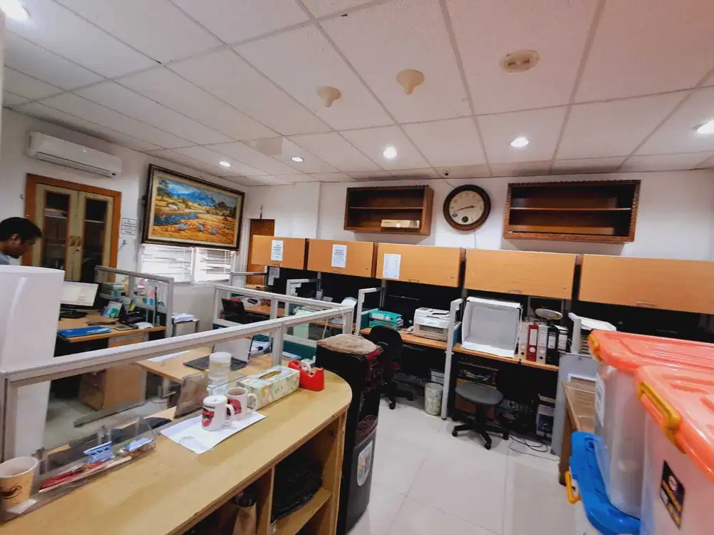 Ruko 4 Lantai Bisa Untuk Kantor Siap Pakai Kramat Raya Jakarta Pusat