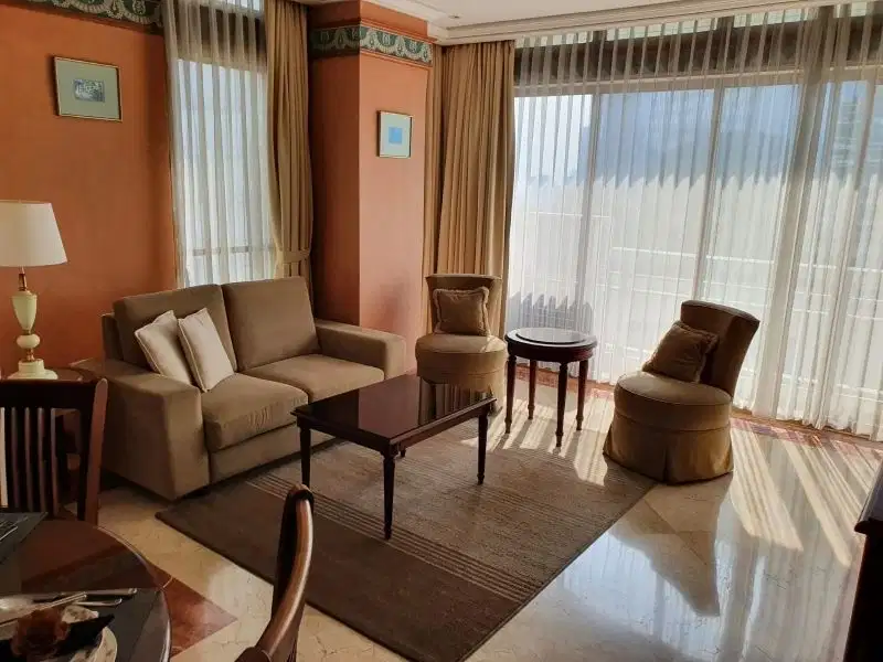 Apartemen Bagus Disewakan di Somerset 3BR
