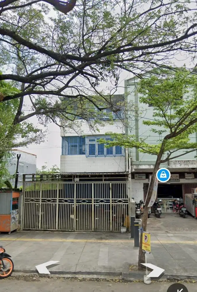 Disewakan Ruko 3 lantai di Jalan Andi Djemma