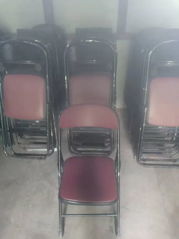 Kursi lipat CHITOSE Bekas