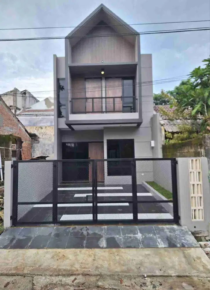 Dijual Rumah 2 Lantai Modern Minimalist di Dalam Perumahan Cibinong
