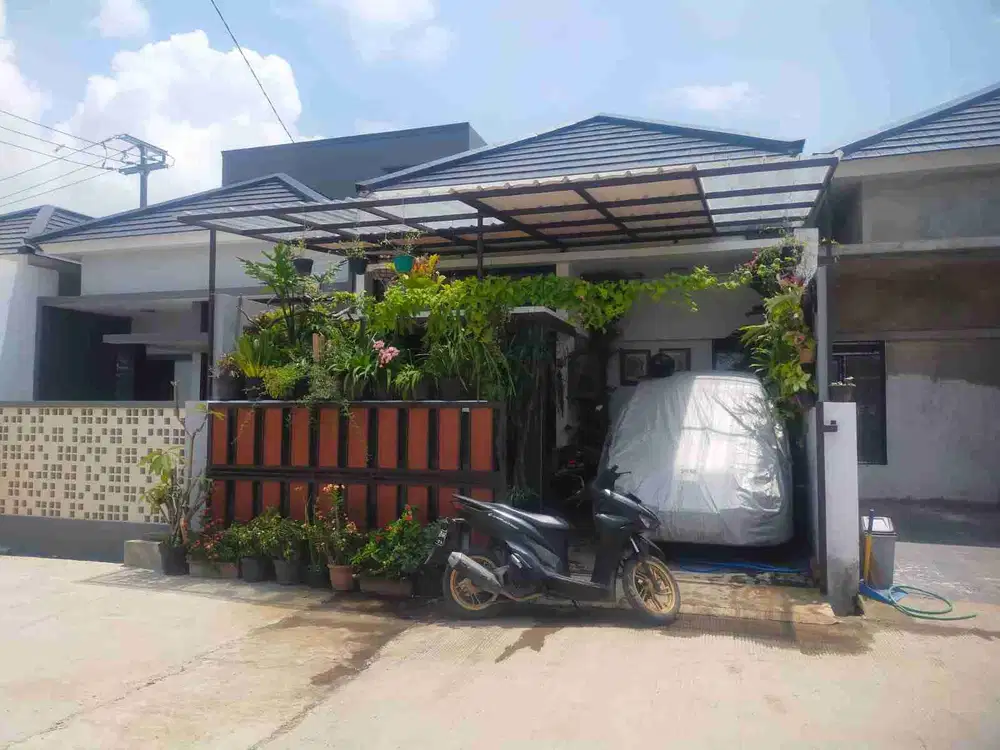 Rumah bagus terawat di Griya Ghaniya katapang bandung