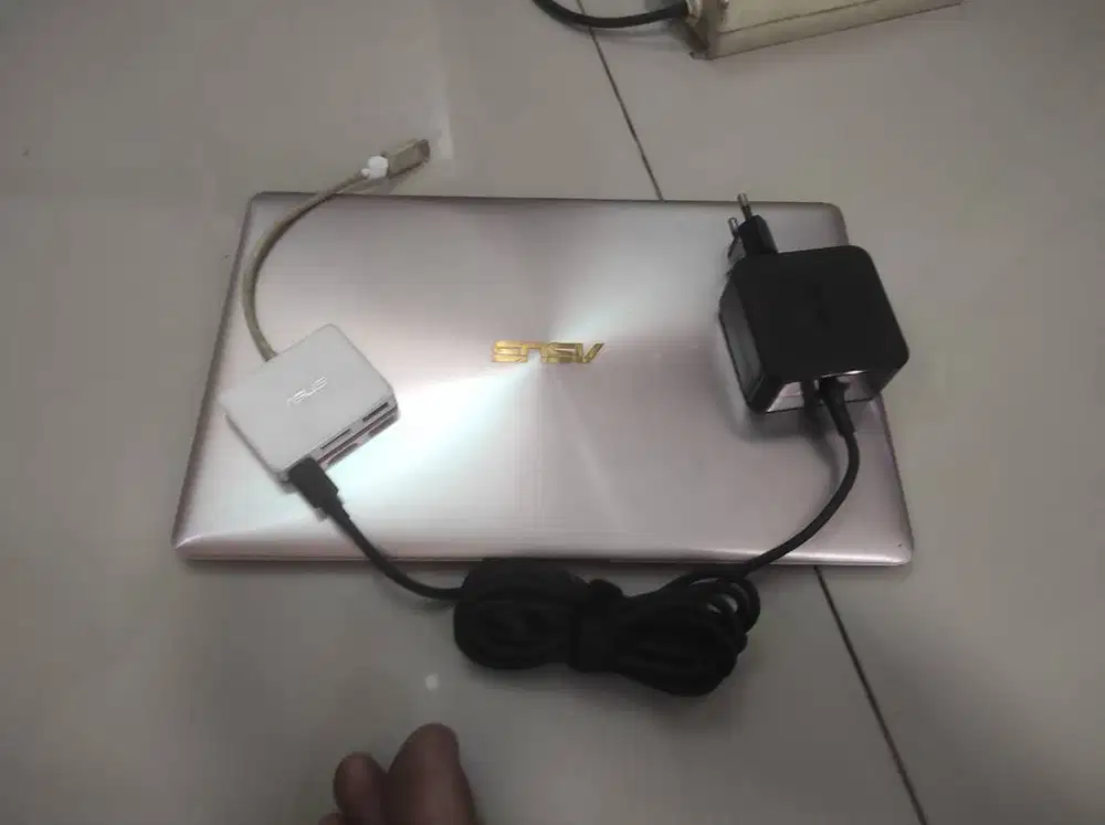 Jual Asus Zenbook UX390 Core i5