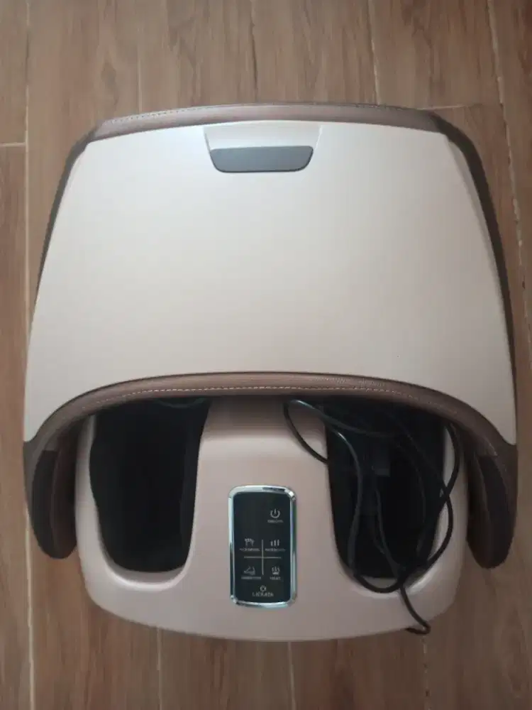 Alat pijat lewat foot and calf shiatsu