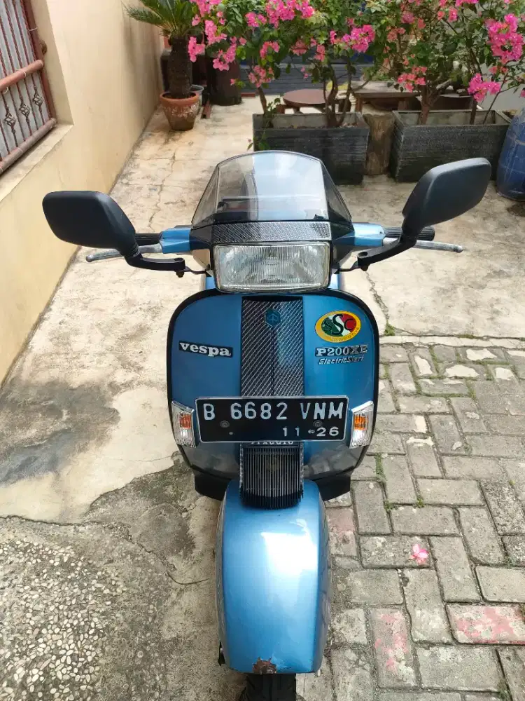 Vespa Excel 200