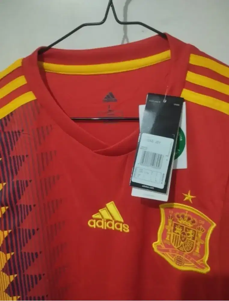 Jersey GO timnas Spanyol