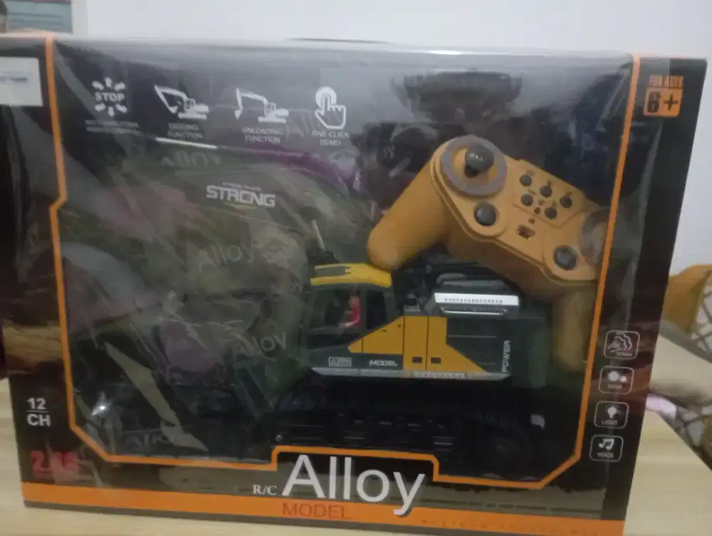 Mainan mobil remot excavator