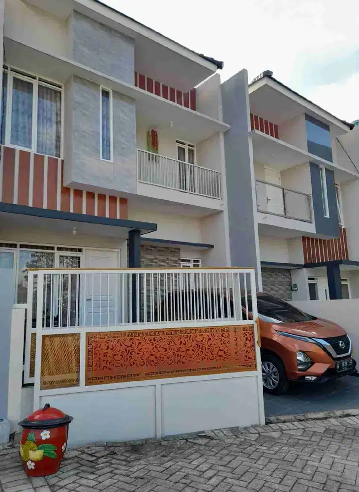 VILLA KOTA BATU ADA KOLAM RENANG FULL FURNISHED