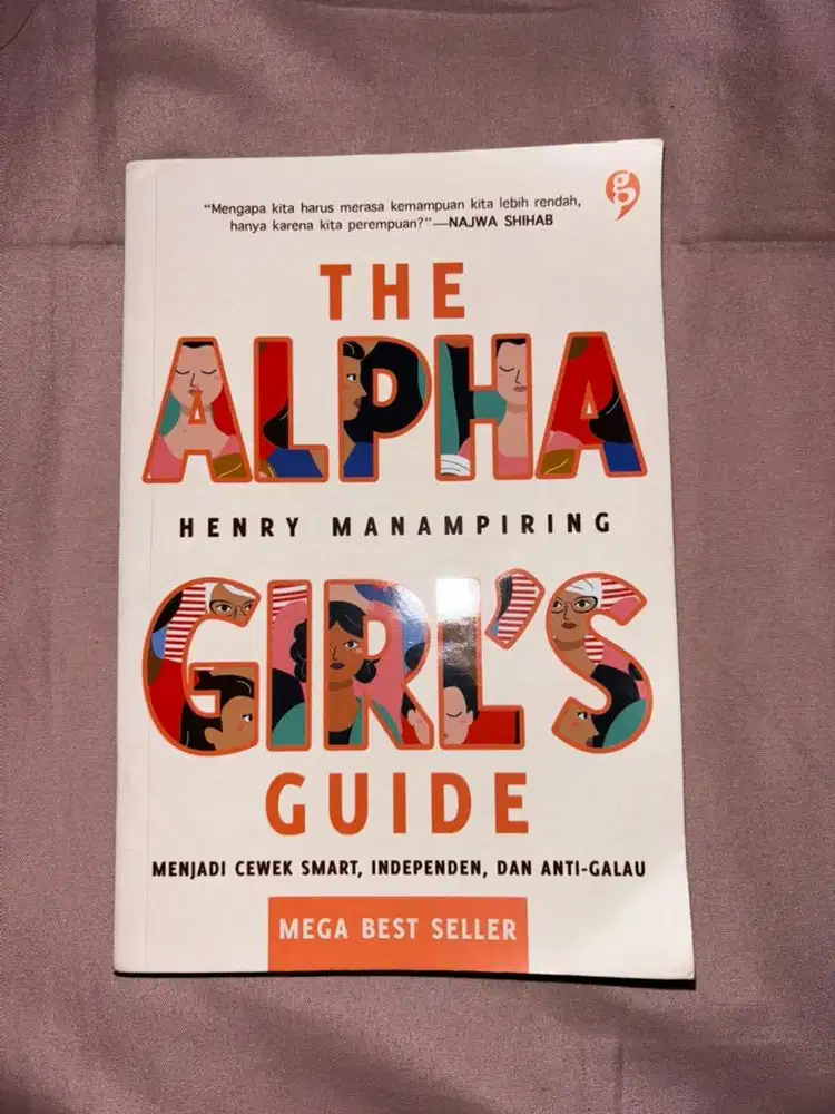 Buku The Alpha Girl's Guide -Henry Manampiring