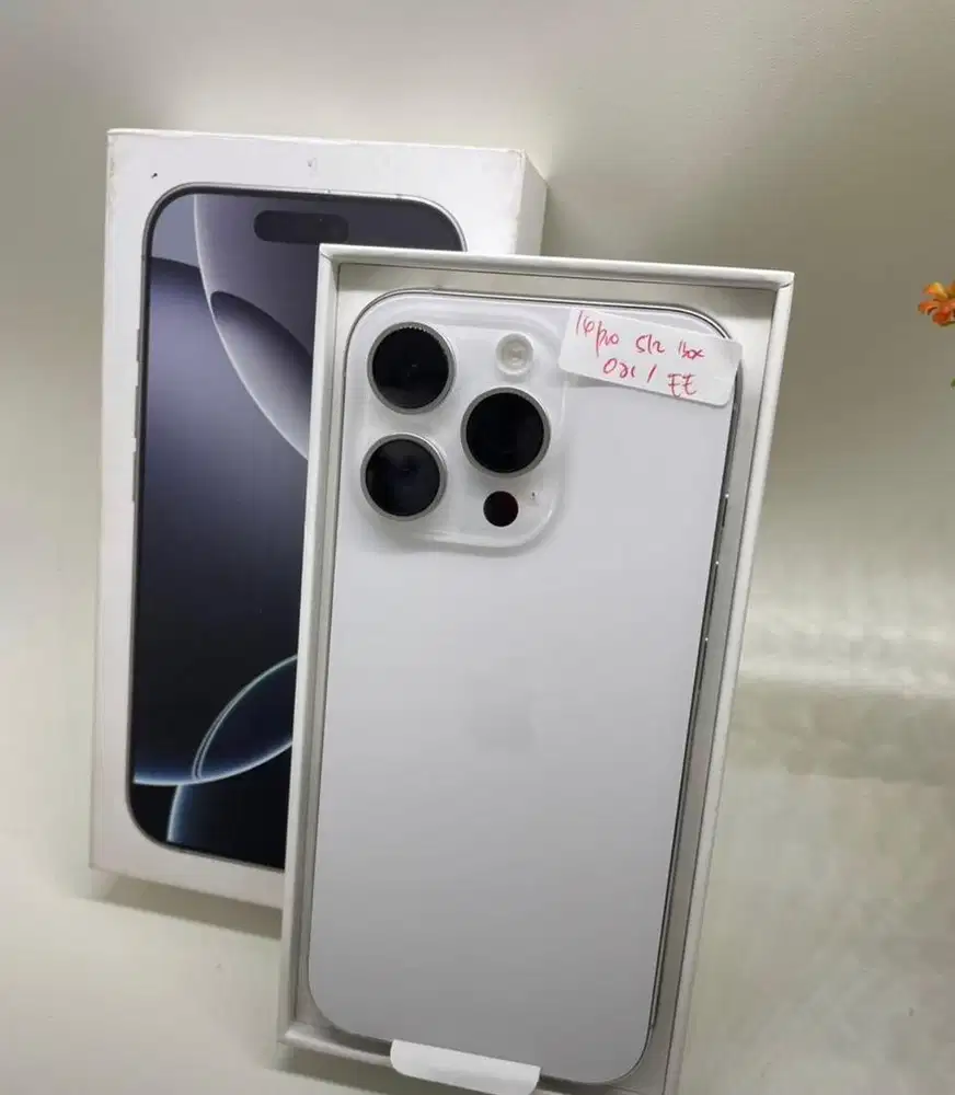 iPhone 16 PRO 512GB TITANIUM WHITE (2unit),  BLACK iBox