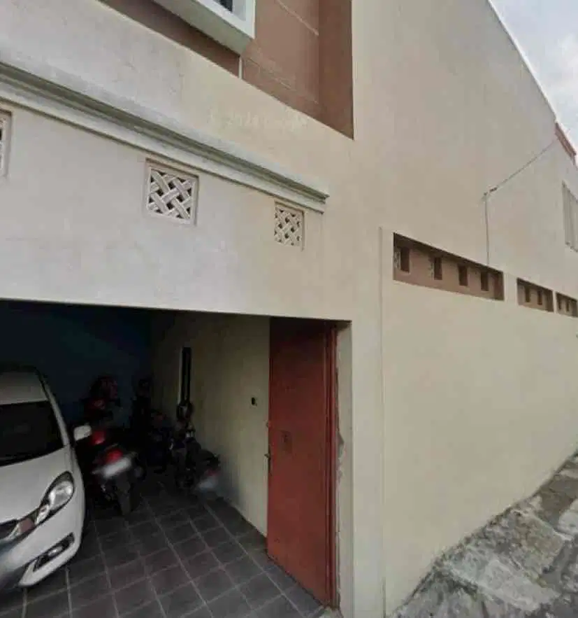 Rumah 2 lantai solo punggawan