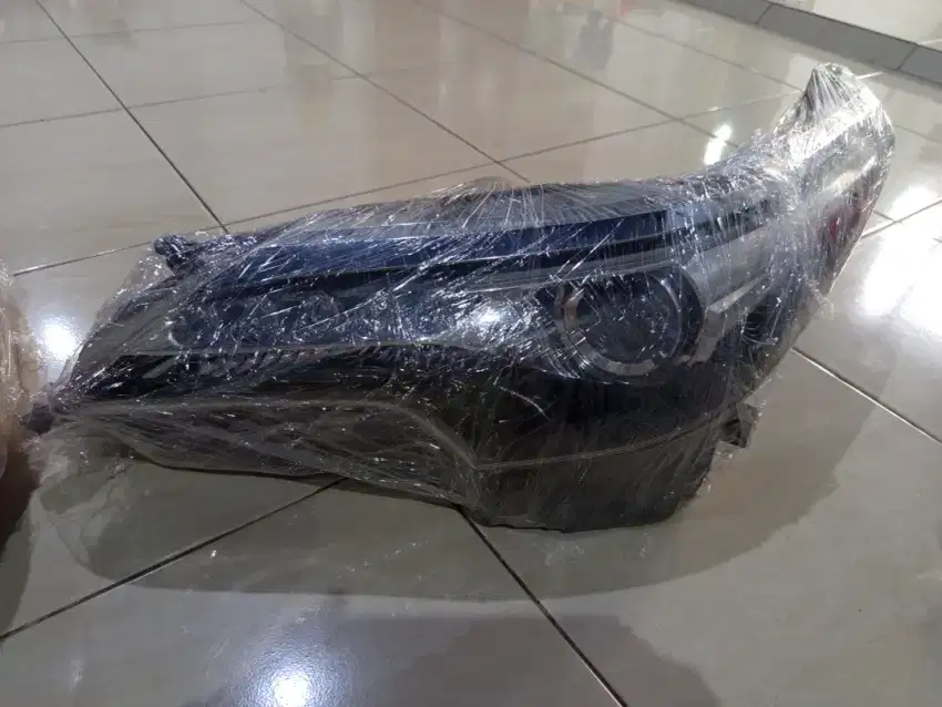 Headlamp dan stop lamp full set fortuner vrz