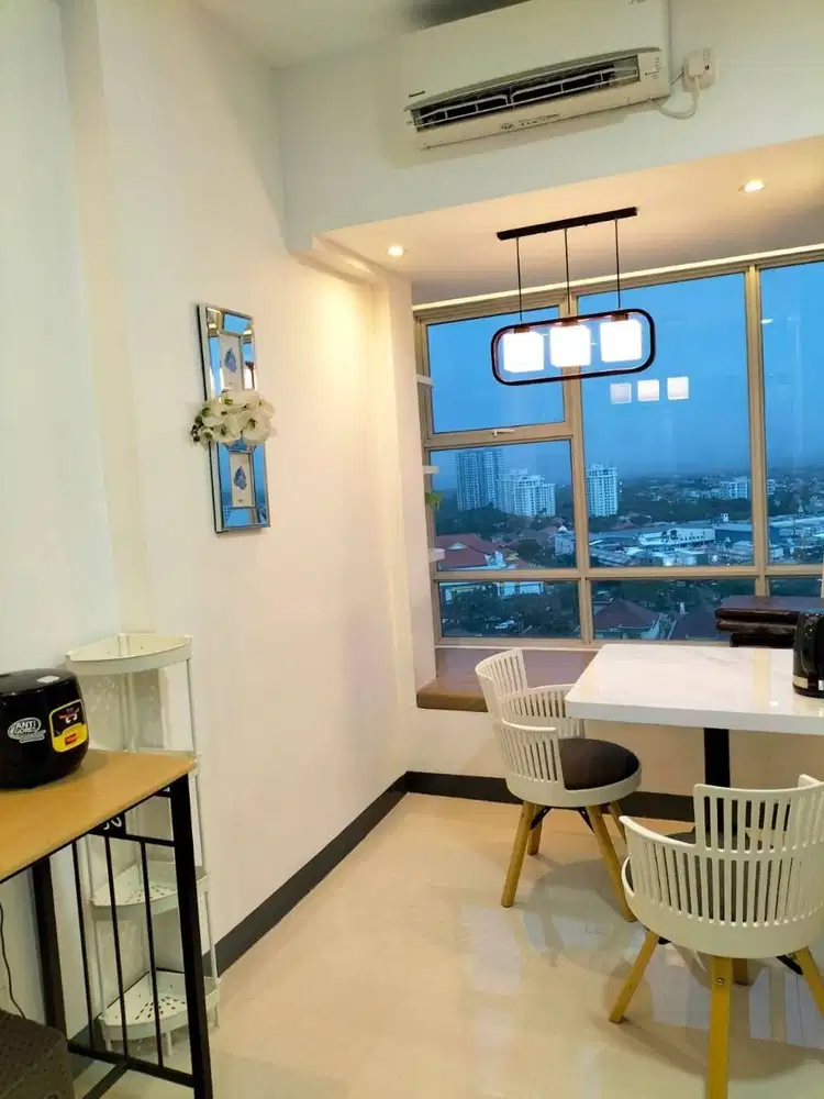 Dijual Langka! 2BR Dijadikan 1BR Super Luas Full Furnish Siap Huni di Benson Apartment