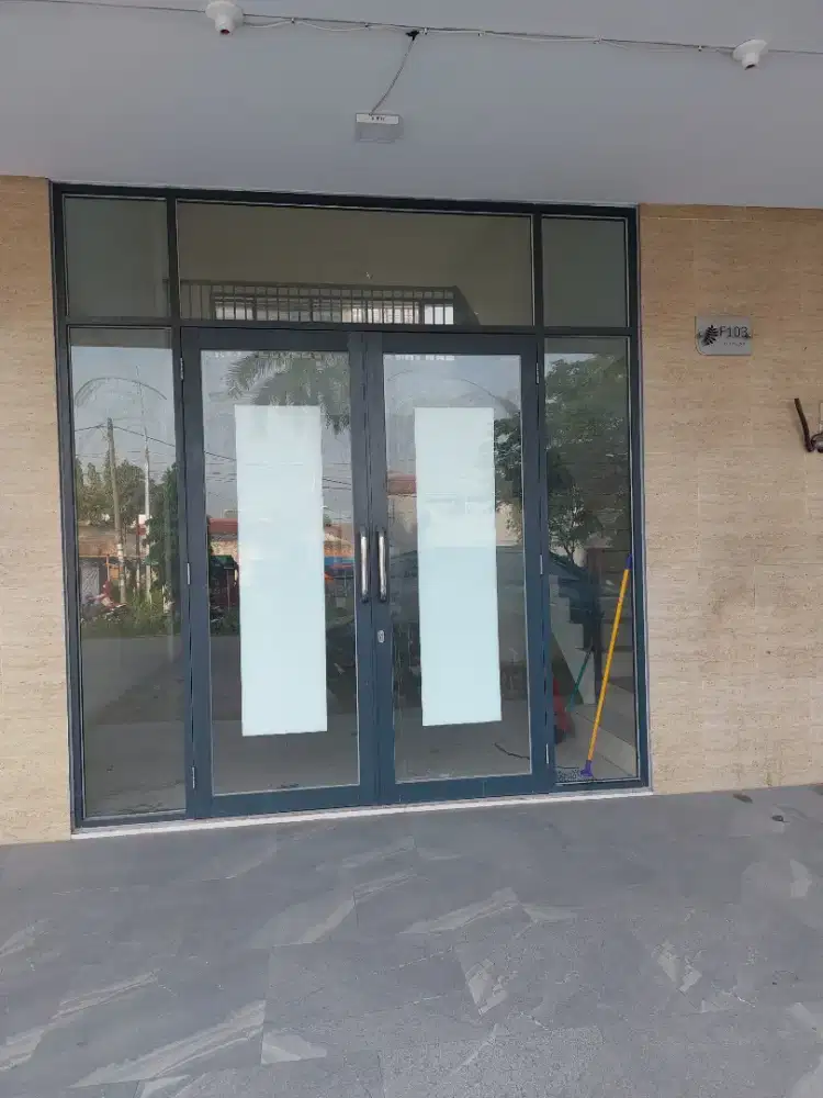 Disewakan Ruko Diamond , 2 tingkat.F 103 Perum Golden City