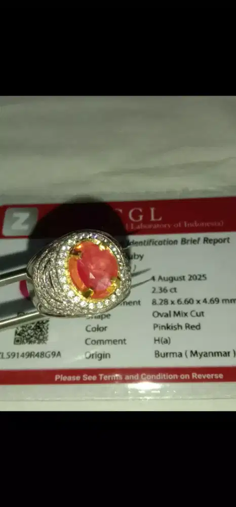 Natural Ruby Burma oval cut+ memo