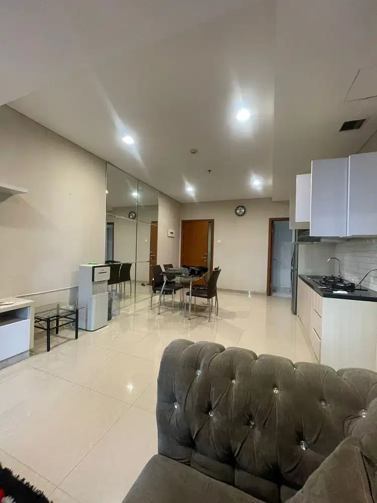 DISEWAKAN APARTEMEN THAMRIN RESIDANCE 3BR