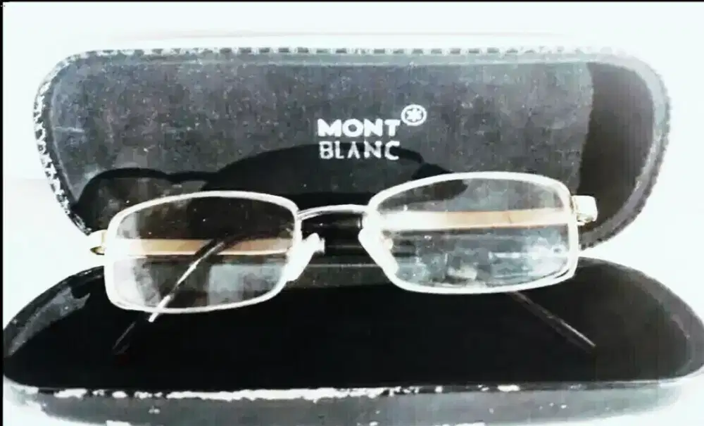 Kacamata
MONTBLANC Sunglasses