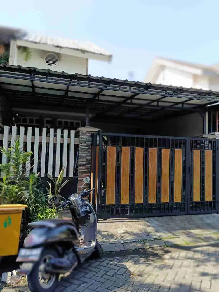 Dijual rumah siap huni satu setengah lantai citra raya Tangerang