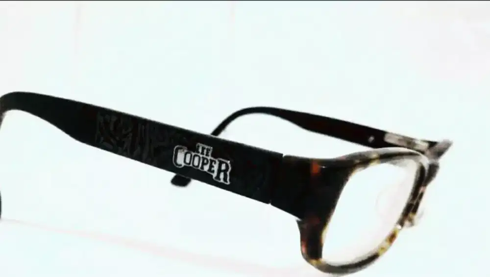 Kacamata LEE COOPER