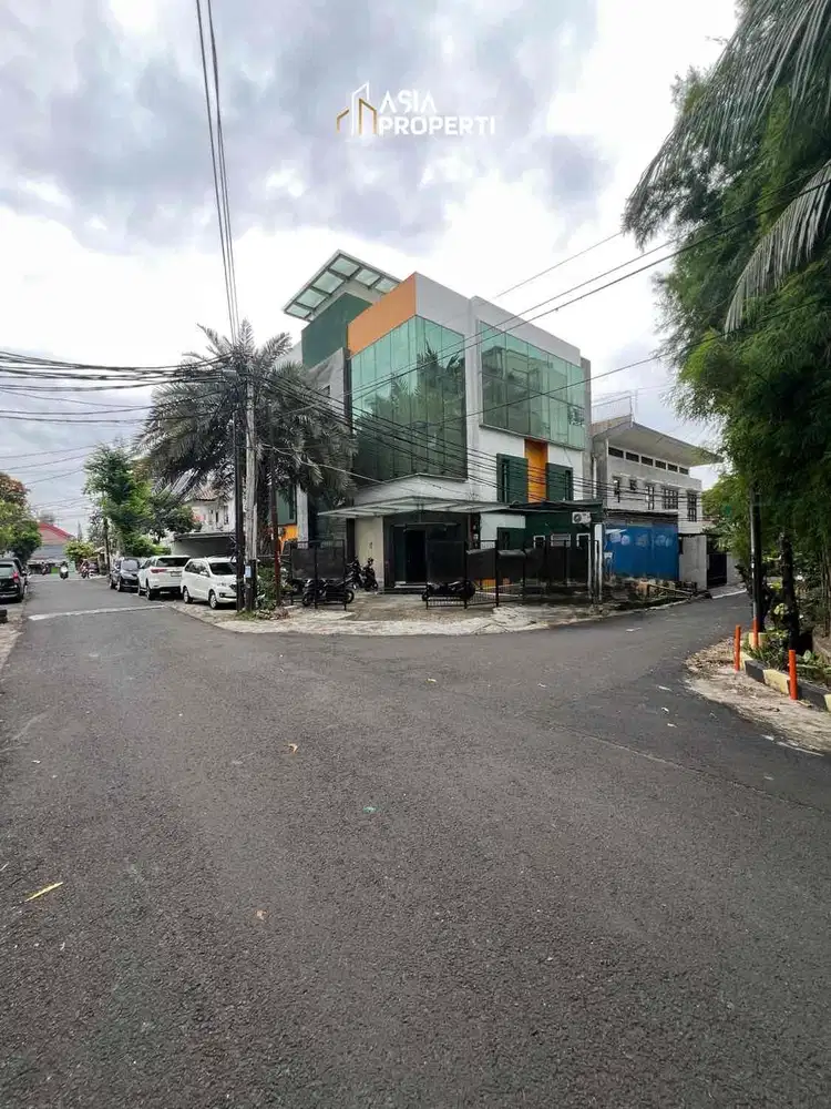 Gedung Di Radio Dalam Kebayoran Baru