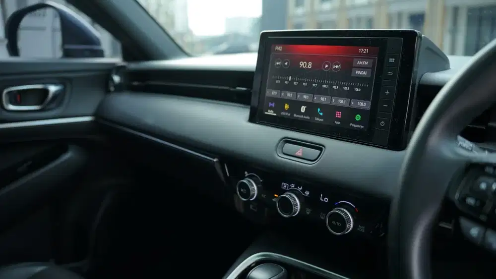 Honda HR-V SE at 2022 KM 43 rb abu abu
