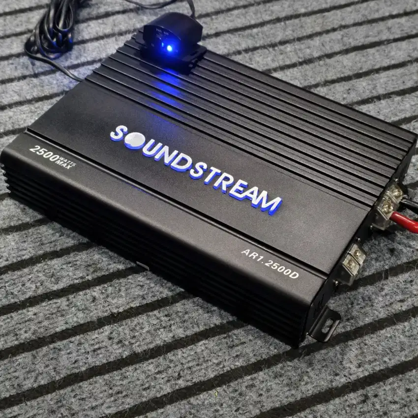 Monoblock Soundstream AR1.2500D Arachnid Series 2500W Class D