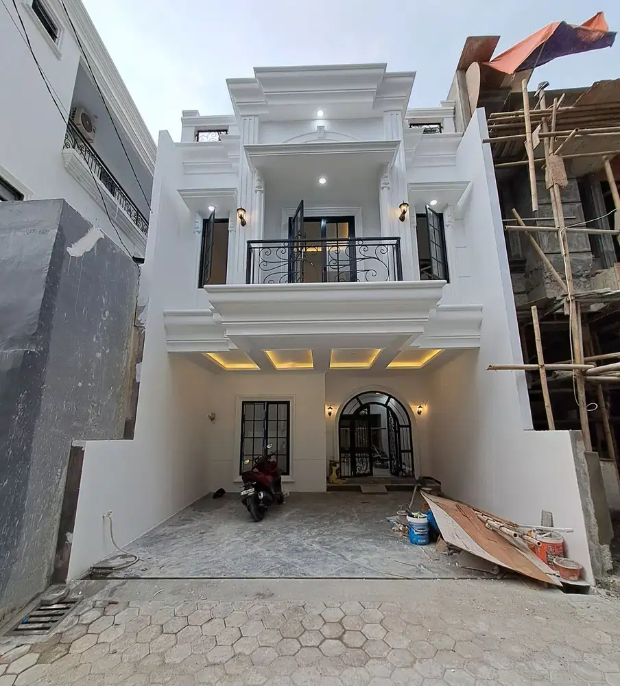 Jual Rumah American Classic Dalam Komplek Di Jagakarsa