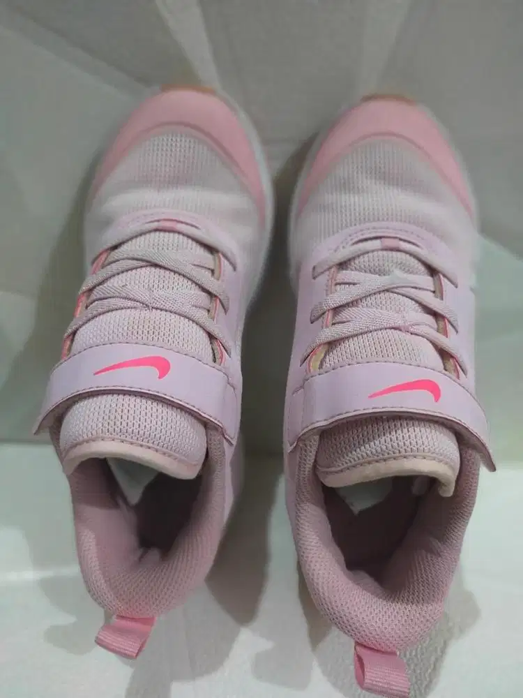 Sepatu Nike Pink Anak-anak No 32