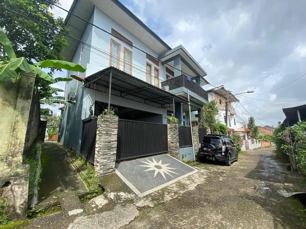 Dijual Murah Rumah 2 lantai di Sersan Sani