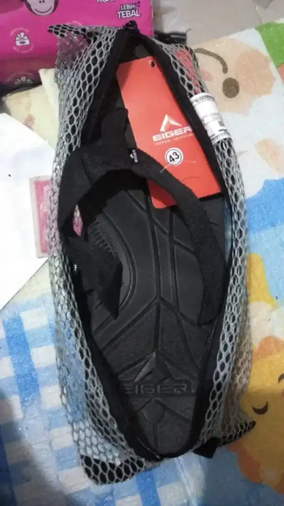 sandal eiger baru