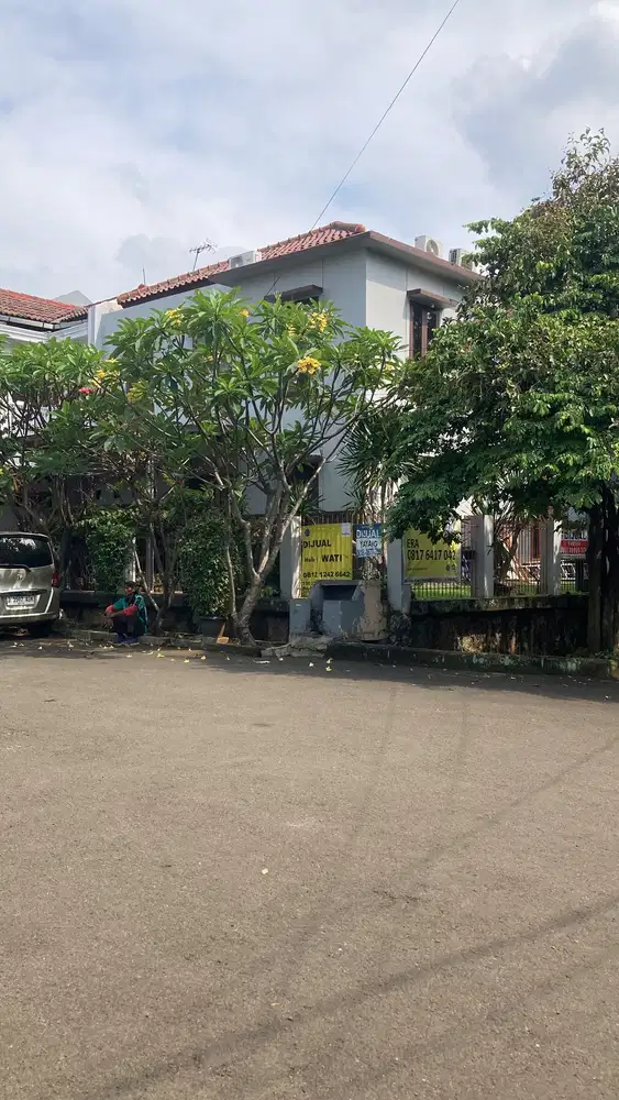 jual cepat butuh uang Rumah di Hook, Asri dan Minimalis