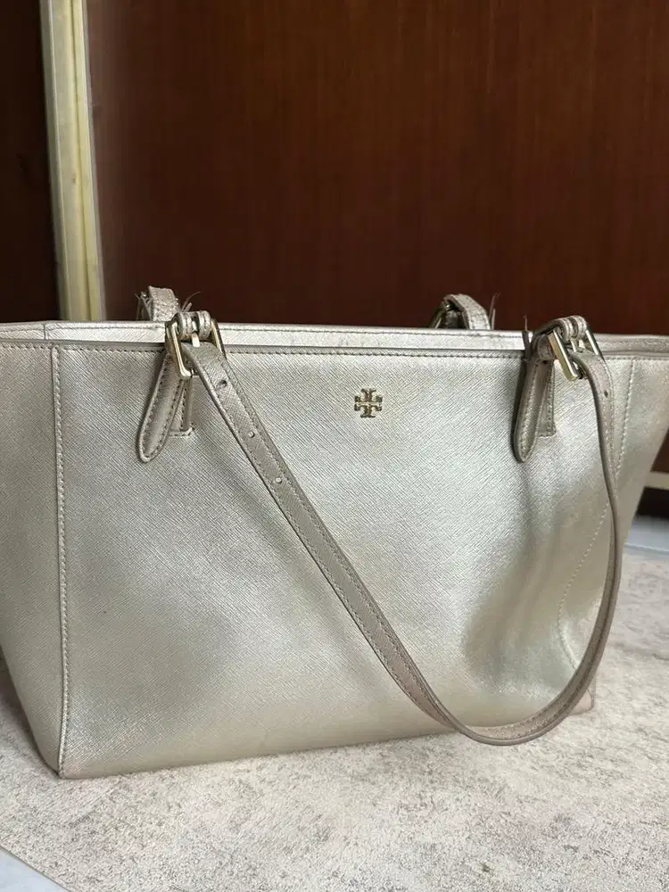 Tory Burch Emerson Gold