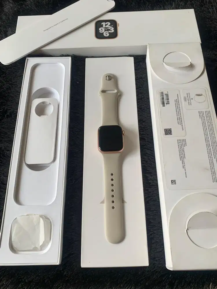Apple Watch SE Gen 1 40mm Gold Starlight IBOX