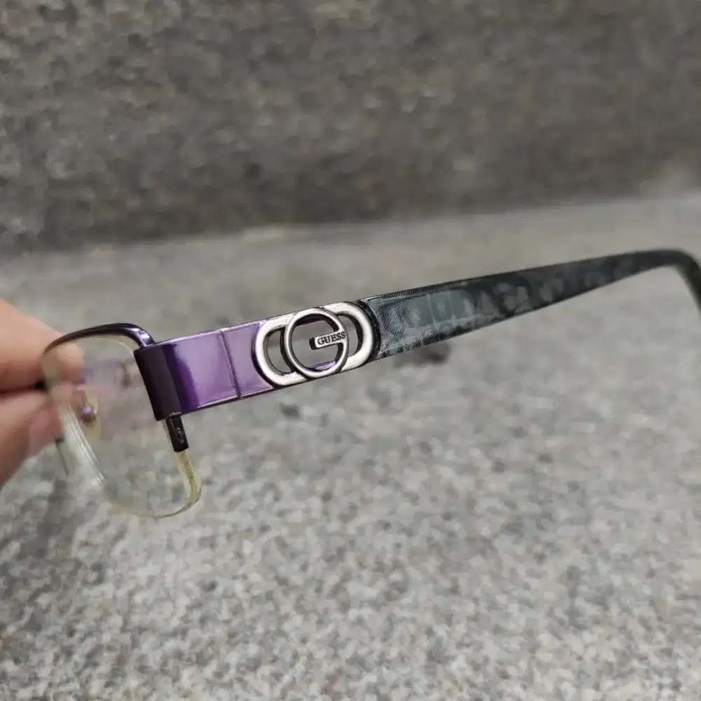 Kacamata Guess Original