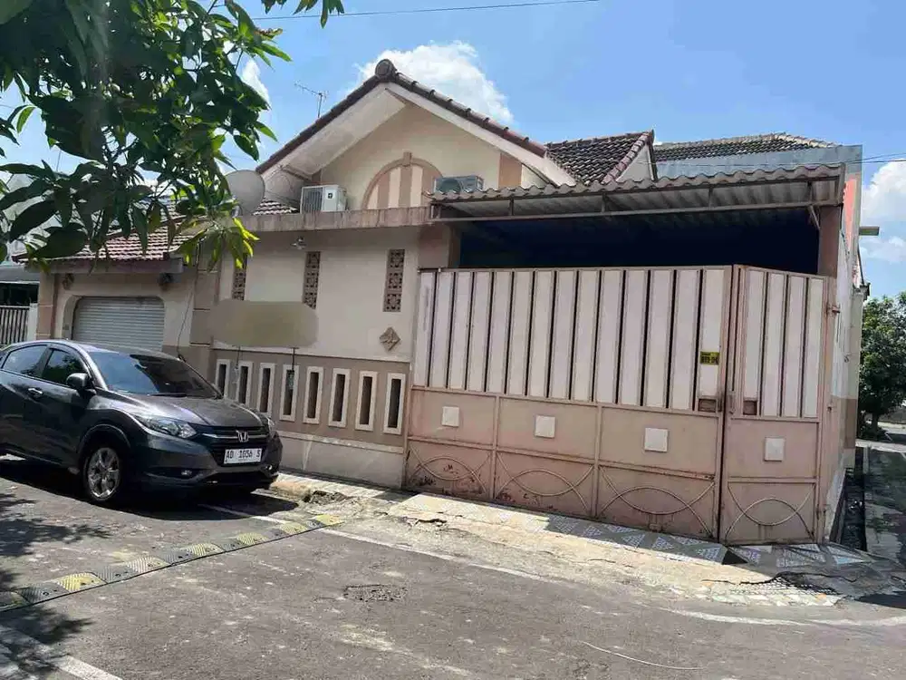 rumah nyaman siap huni dekat kantor DPRD Surakarta