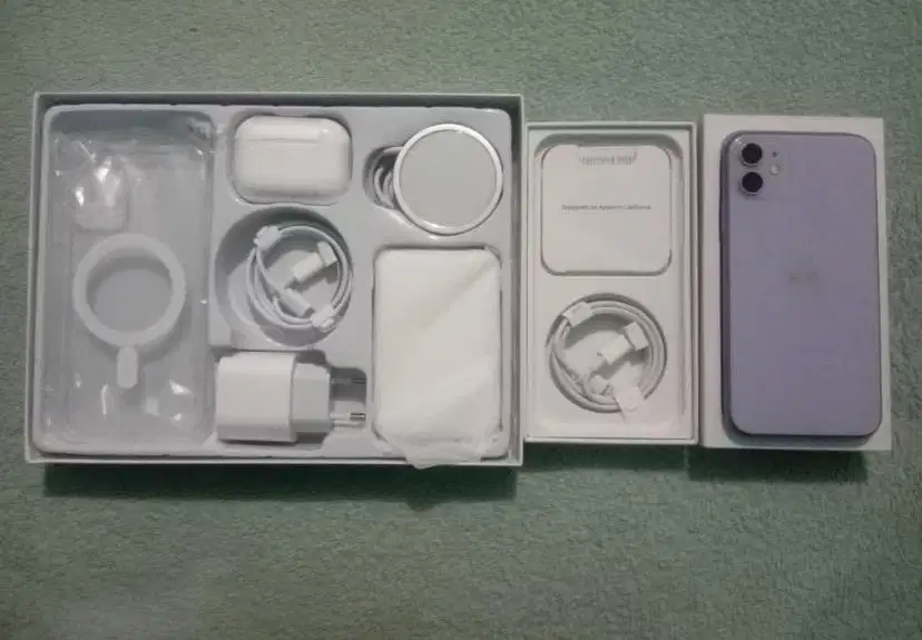 Iphone 11 ram 128 inter J/A