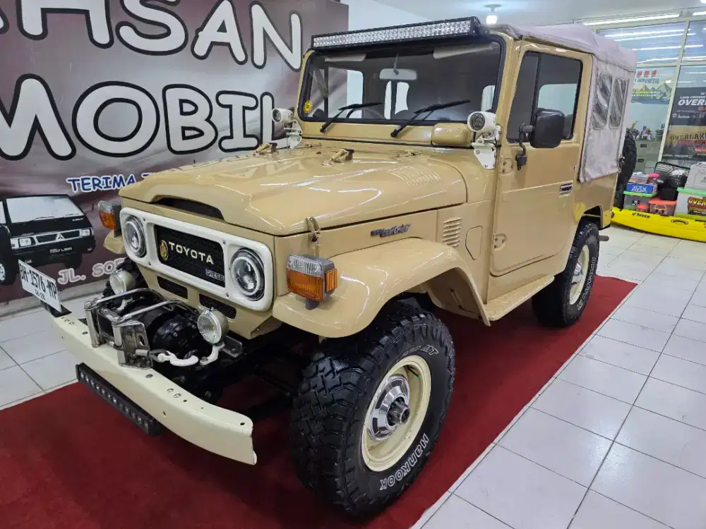 Toyota Hardtop BJ 40 (diesel) Tampilan Canvad tahun 1983