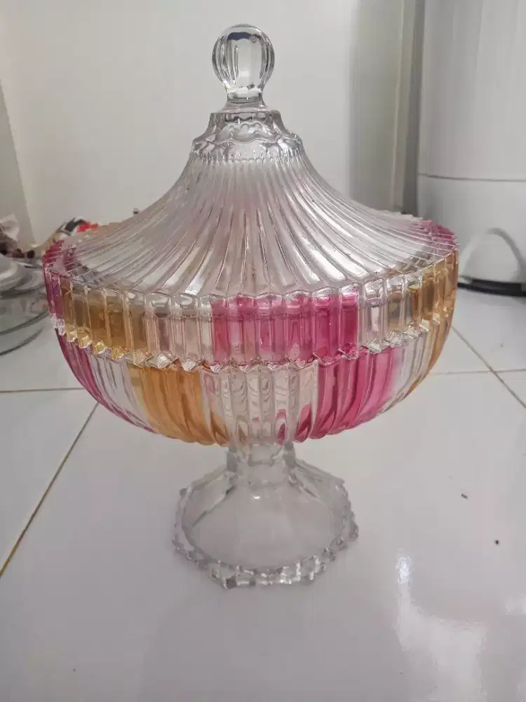 Toples kristal kaca
