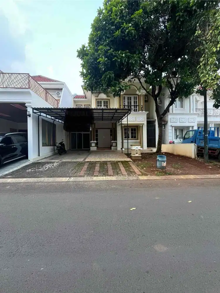 RUMAH RENOVASI 2 LANTAI,DALAM CLUSTER,DEKAT MALL