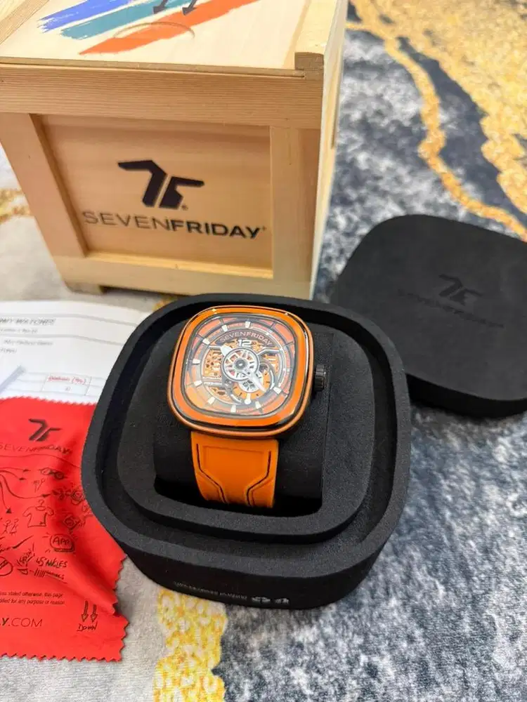 SEVENFRIDAY PS3/03 AKA CCO LIMITED Orange Rubber Strap