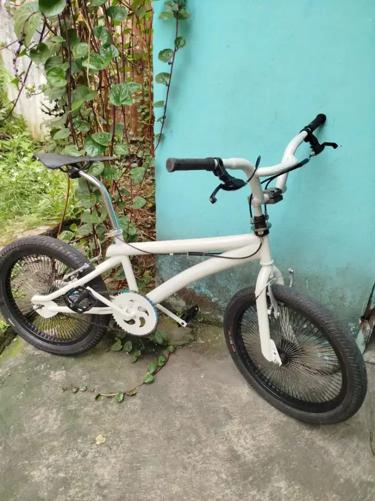 Bmx gt freestyle rem rotor stir bisa di putar2 ada no serinya