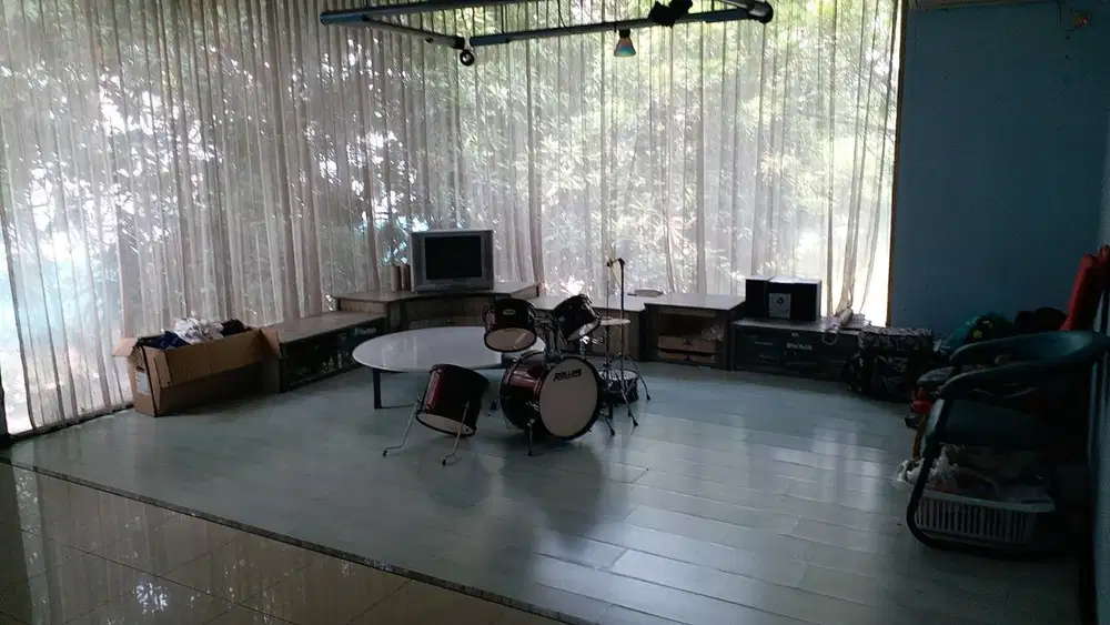 Dijual Rumah Cantik Dan  Siap Huni Berlokasi Di Puri Indah